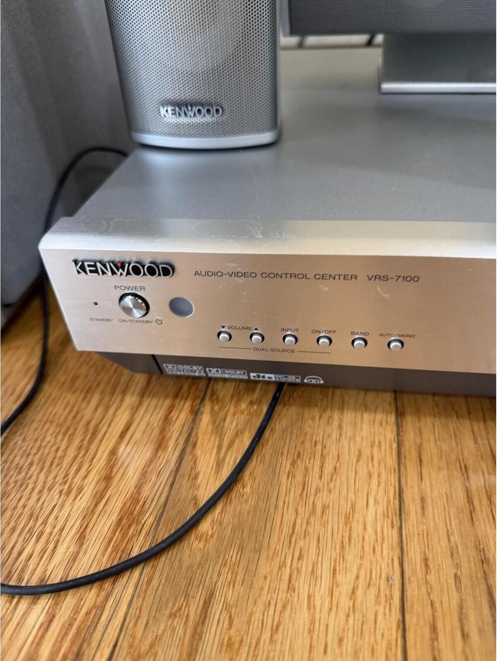 Kenwood VRS-7100 5.1 Home Theater Sound System W/subwoofer & Tower Speaker - Picture 9 of 15